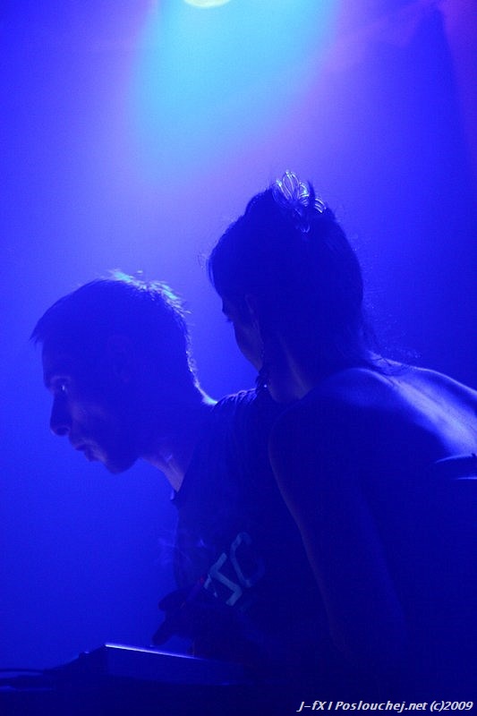 koncert: WWW - KŘEST CD - Úterý 12. 5. 2009